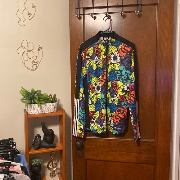adidas Other - Adidas full zip floral print track jacket😍😍😍😍